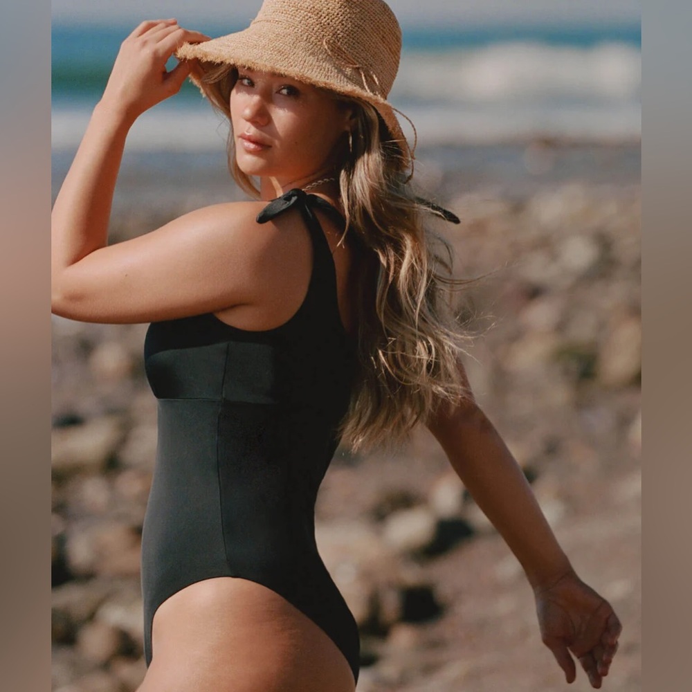 Andie The Mandalay One Piece